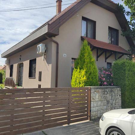 Arnika Vendeghaz Apartment Hajduszoboszlo Ngoại thất bức ảnh