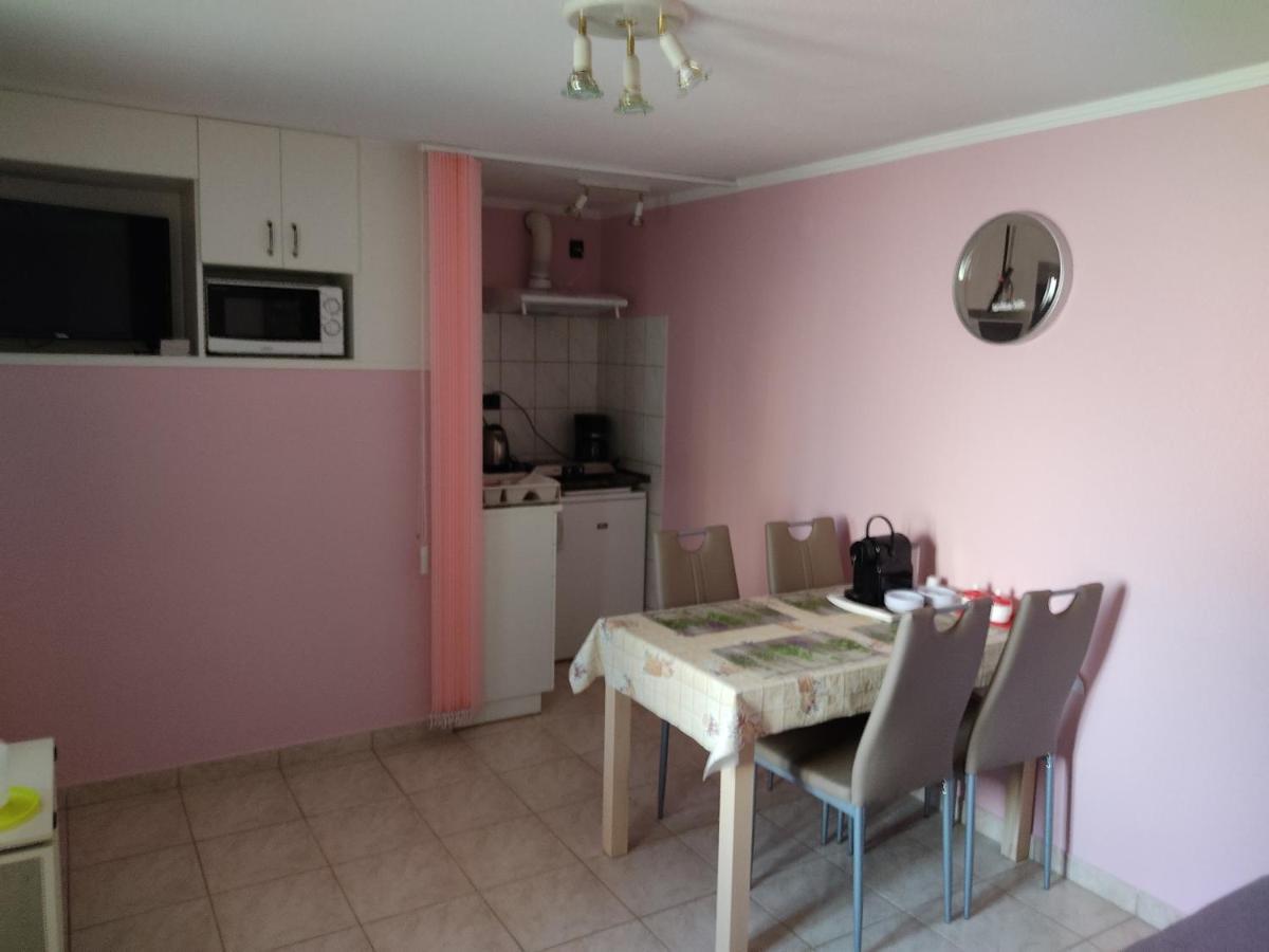 Arnika Vendeghaz Apartment Hajduszoboszlo Ngoại thất bức ảnh