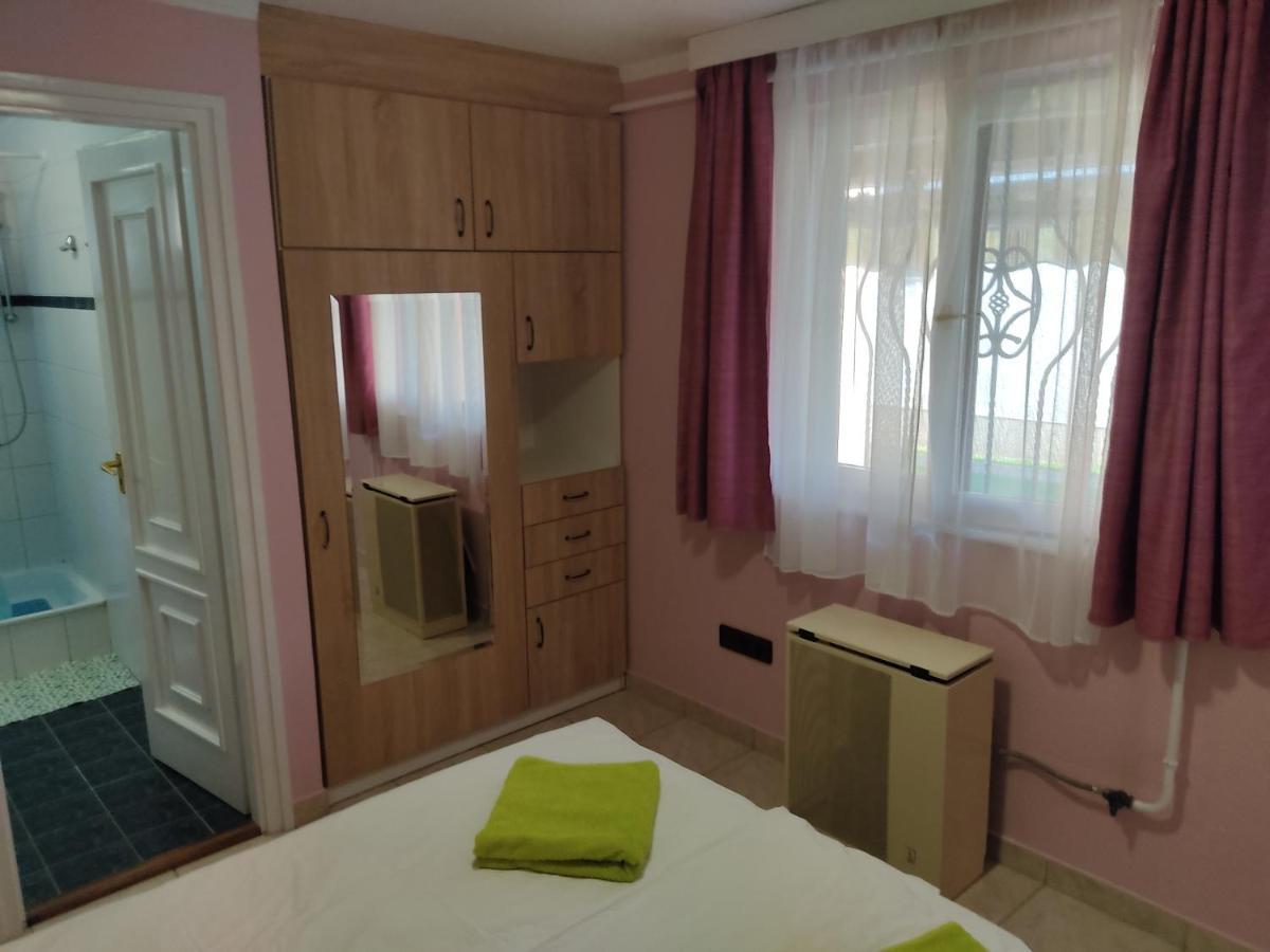Arnika Vendeghaz Apartment Hajduszoboszlo Ngoại thất bức ảnh