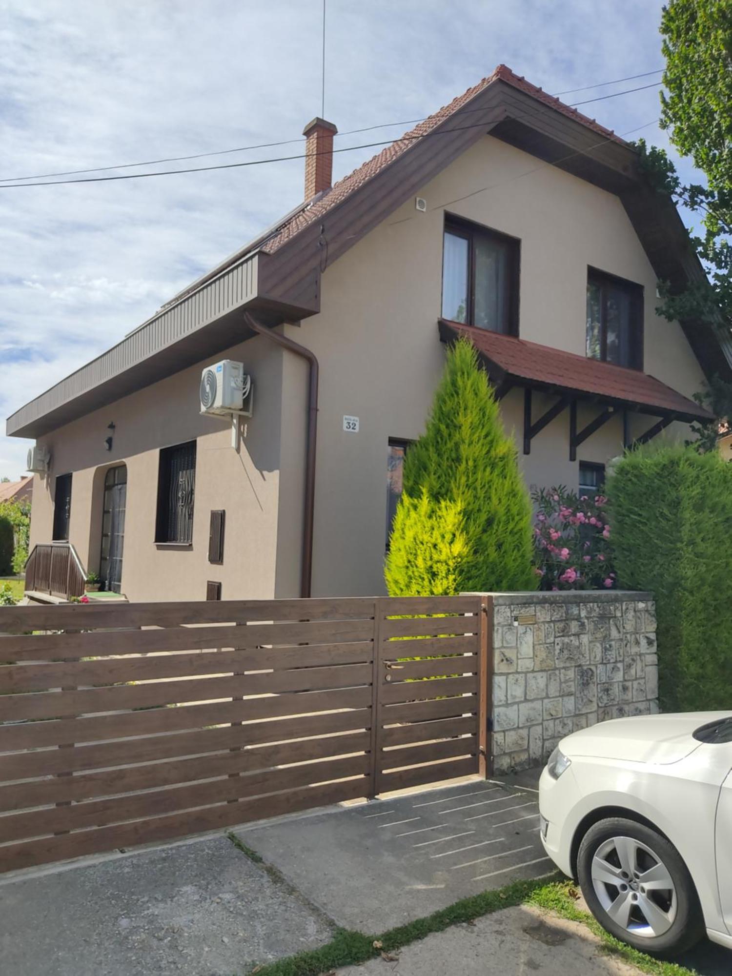 Arnika Vendeghaz Apartment Hajduszoboszlo Ngoại thất bức ảnh